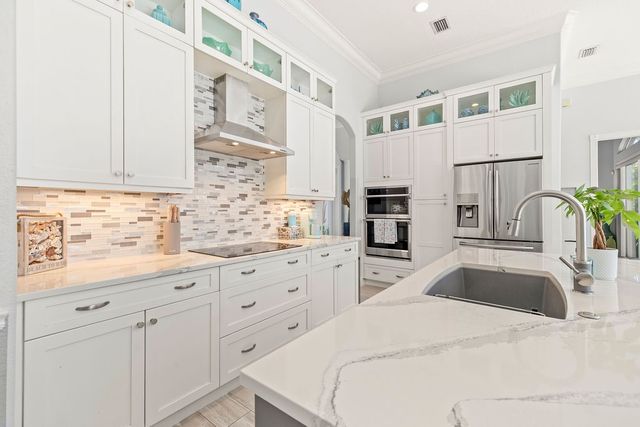 6160 56th Avenue, Vero Beach, FL 32967