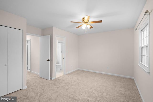 14831 HOXTON SQ, Centreville, VA 20120