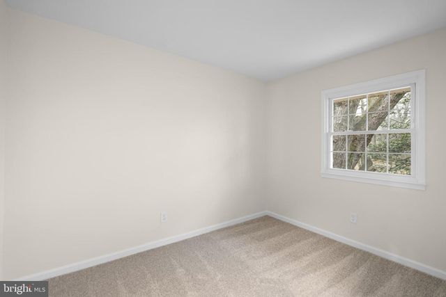 14831 HOXTON SQ, Centreville, VA 20120