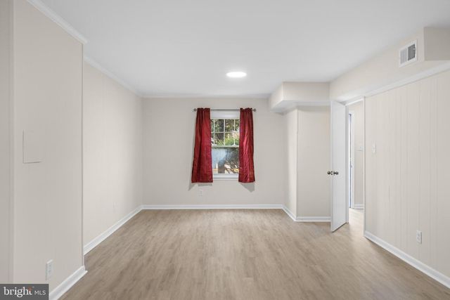 14831 HOXTON SQ, Centreville, VA 20120