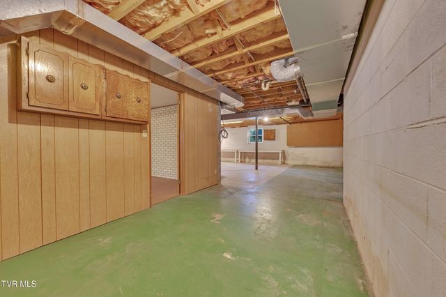 1620 Erwin Highway, Greeneville, TN 37745