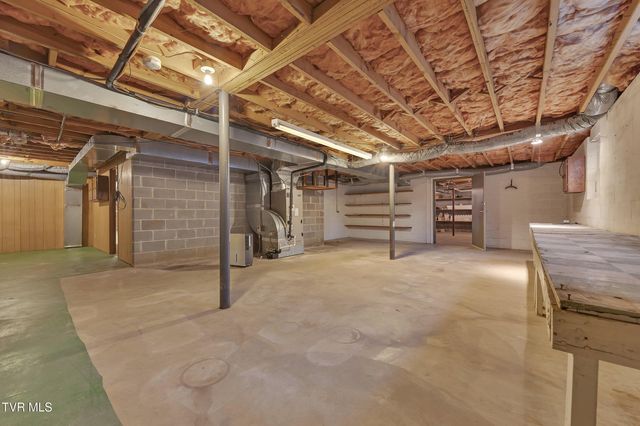 1620 Erwin Highway, Greeneville, TN 37745