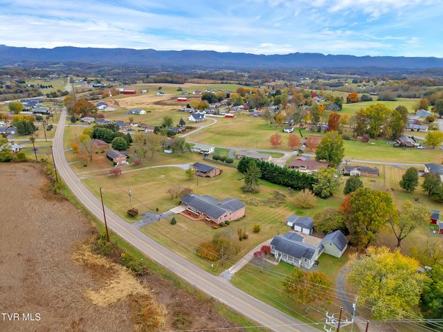 1620 Erwin Highway, Greeneville, TN 37745