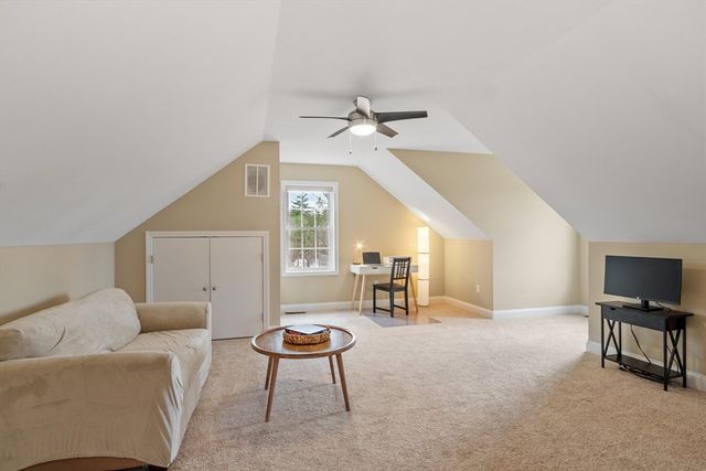 149 Long Hill Rd, Bolton, MA 01740