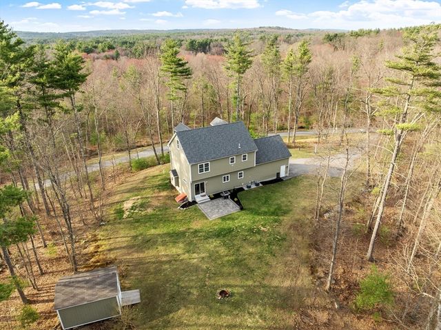 149 Long Hill Rd, Bolton, MA 01740