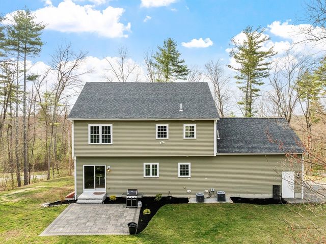 149 Long Hill Rd, Bolton, MA 01740