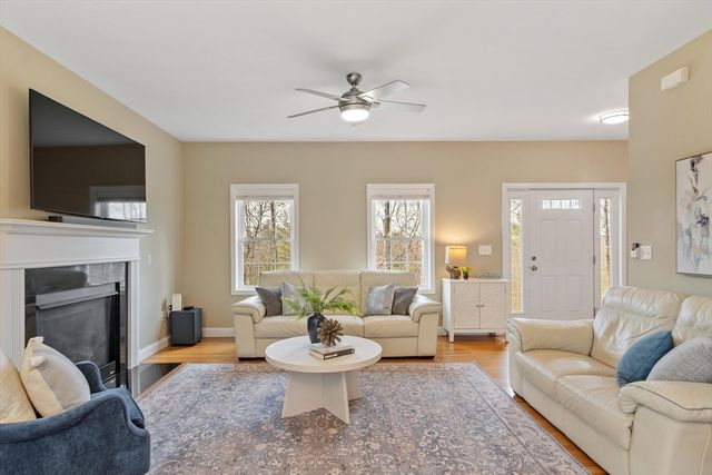 149 Long Hill Rd, Bolton, MA 01740