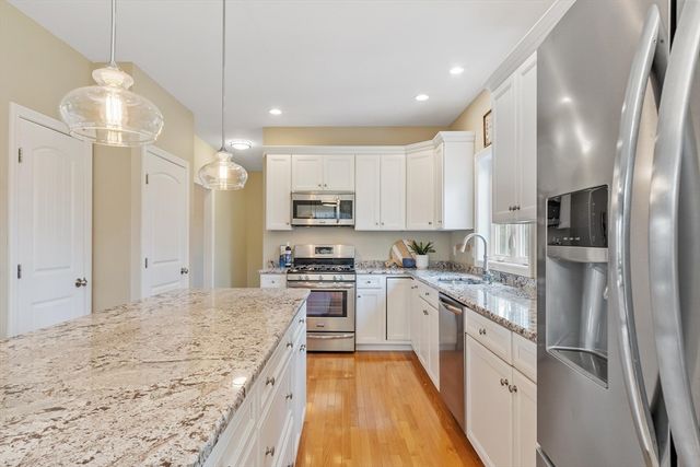 149 Long Hill Rd, Bolton, MA 01740