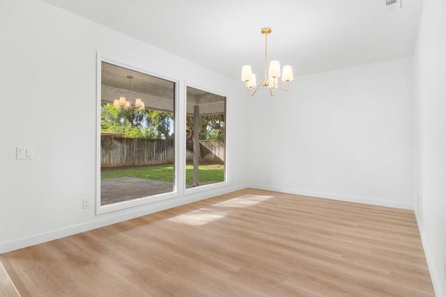 1095 W Sierra Avenue, Fresno, CA 93711