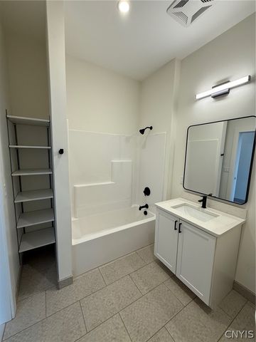 1117 West Fayette Street 112, Syracuse, NY 13204