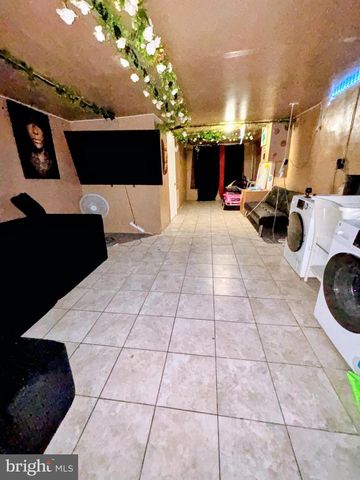 120 W GODFREY AVE, Philadelphia, PA 19120