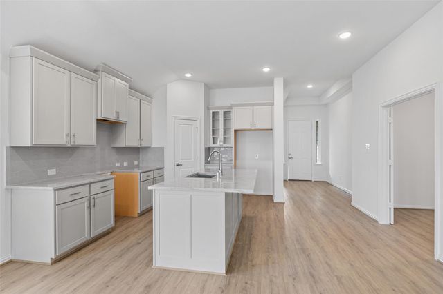 719 Evergreen Forest Lane, Bonney, TX 77583
