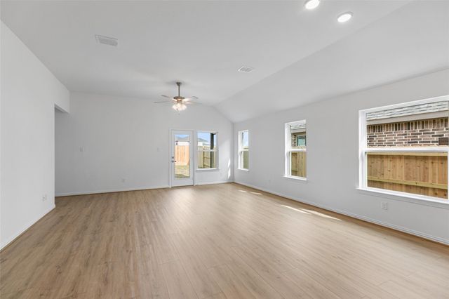 719 Evergreen Forest Lane, Bonney, TX 77583