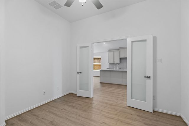719 Evergreen Forest Lane, Bonney, TX 77583