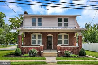 27 S 34TH ST, Camp Hill, PA 17011