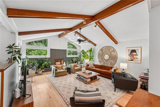 2118 Skytop Drive, Stone Mountain, GA 30087