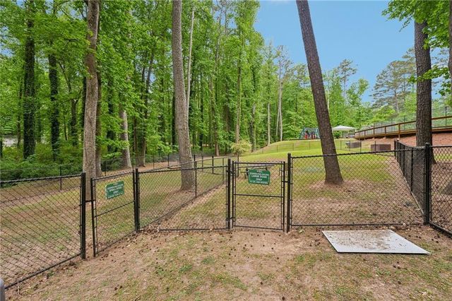 2118 Skytop Drive, Stone Mountain, GA 30087