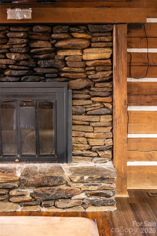 16 Rocky Glen Trail, Black Mountain, NC 28711