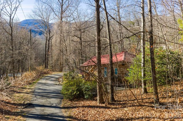 16 Rocky Glen Trail, Black Mountain, NC 28711