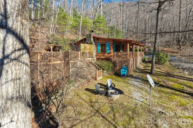 16 Rocky Glen Trail, Black Mountain, NC 28711