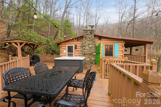 16 Rocky Glen Trail, Black Mountain, NC 28711