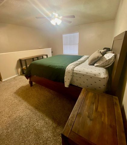 2501 Gulf Freeway 256D, Dickinson, TX 77539