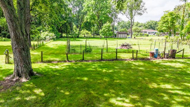 7032 W Red Apple Drive, Michigan City, IN 46360