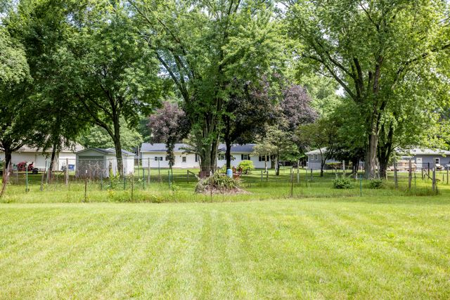 7032 W Red Apple Drive, Michigan City, IN 46360