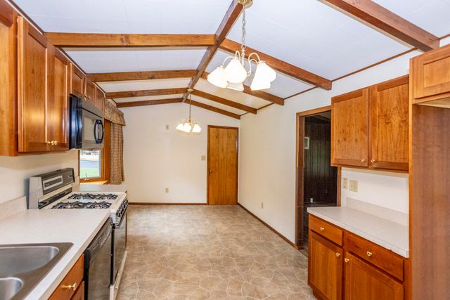7032 W Red Apple Drive, Michigan City, IN 46360