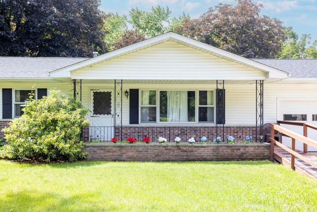 7032 W Red Apple Drive, Michigan City, IN 46360