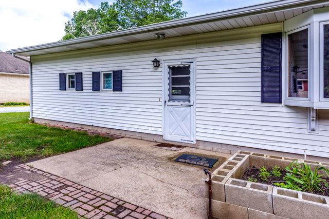 7032 W Red Apple Drive, Michigan City, IN 46360