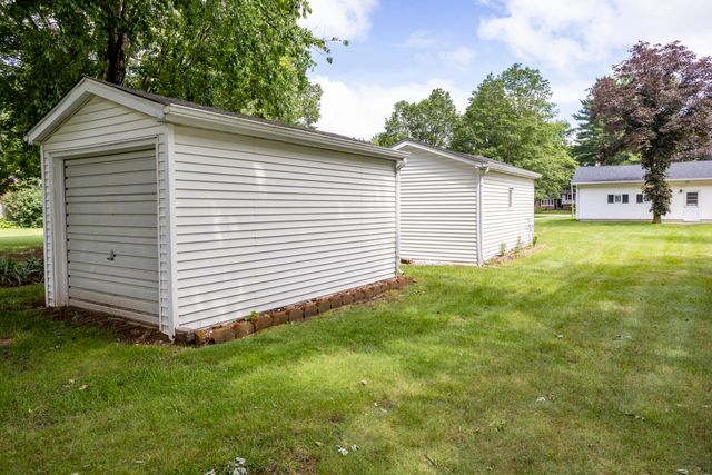 7032 W Red Apple Drive, Michigan City, IN 46360