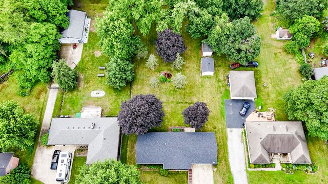 7032 W Red Apple Drive, Michigan City, IN 46360