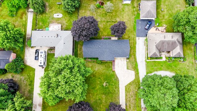 7032 W Red Apple Drive, Michigan City, IN 46360