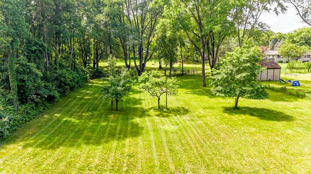 7032 W Red Apple Drive, Michigan City, IN 46360