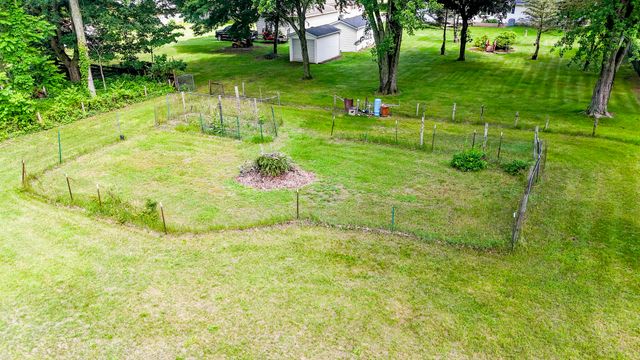 7032 W Red Apple Drive, Michigan City, IN 46360