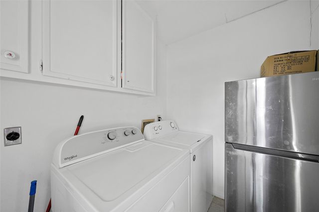 2822 Colonial Drive, Sugar Land, TX 77479