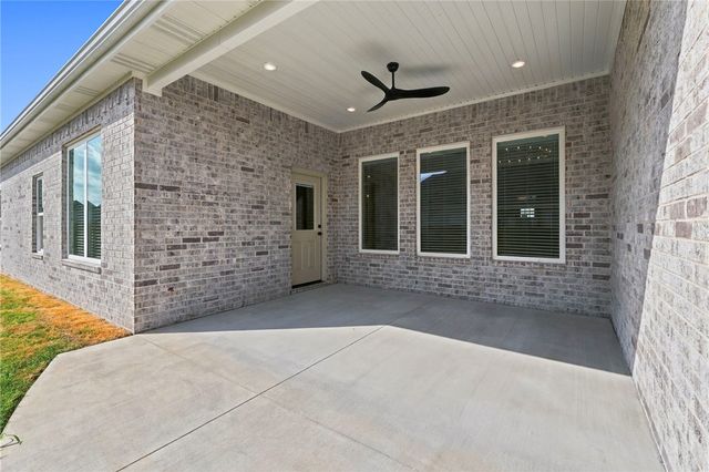 311 Morgan Street, Centerton, AR 72719