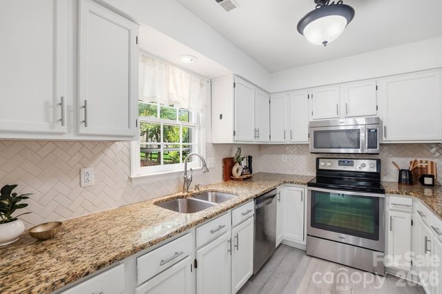 8912 Danson Drive, Charlotte, NC 28277