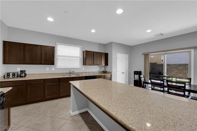 987 Via Del Campo, Henderson, NV 89011