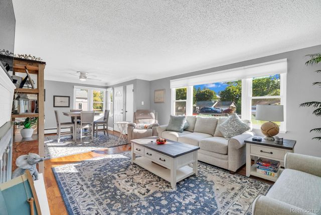 5548 Bar-Milvian, Lexington Village, MI 48450