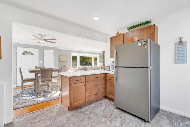 5548 Bar-Milvian, Lexington Village, MI 48450