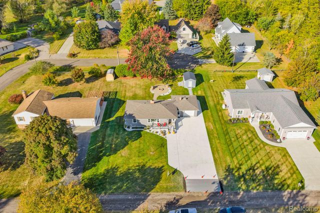 5548 Bar-Milvian, Lexington Village, MI 48450