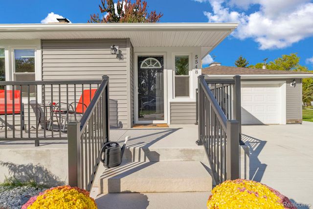 5548 Bar-Milvian, Lexington Village, MI 48450