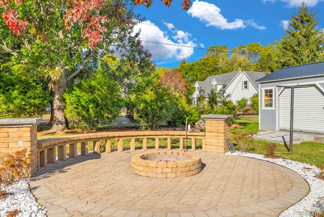 5548 Bar-Milvian, Lexington Village, MI 48450