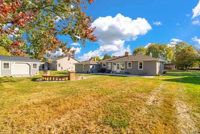 5548 Bar-Milvian, Lexington Village, MI 48450