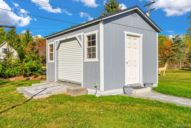 5548 Bar-Milvian, Lexington Village, MI 48450