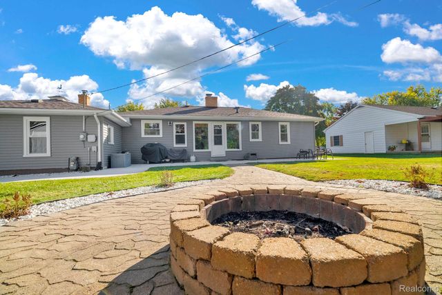 5548 Bar-Milvian, Lexington Village, MI 48450