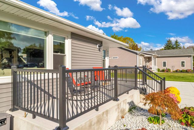 5548 Bar-Milvian, Lexington Village, MI 48450