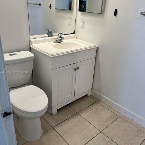 15272 SW 46th Ln HR-66, Miami, FL 33185